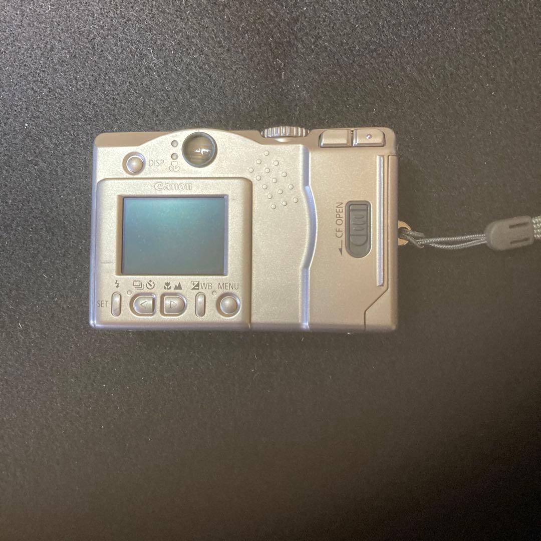 Canon IXUS 100 IS シルバー バッテリーパック付き　　　中古