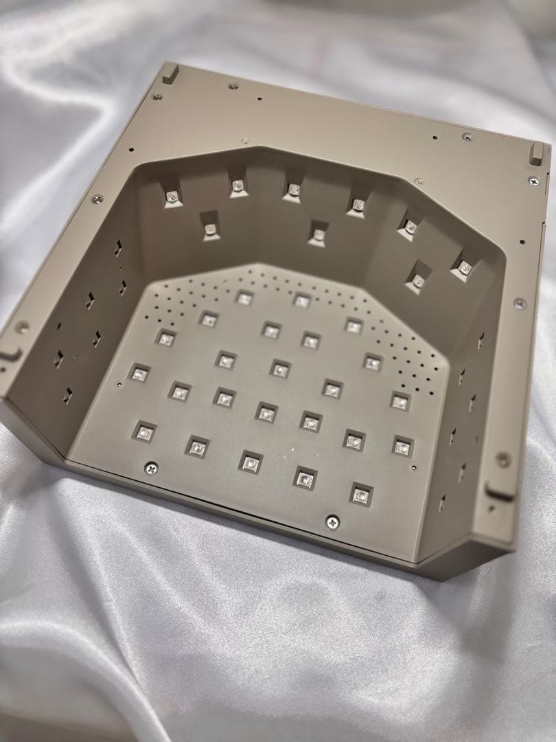 oui nails ネイルライト 美容機能付き【2台分】