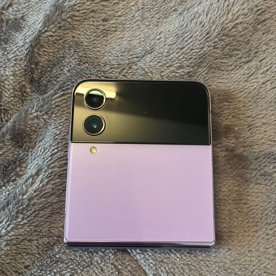 docomo Galaxy Z Flip4 本体　ジャンク