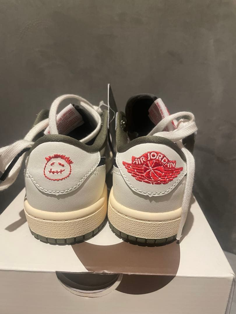 ジョーダン1 low Travis 18.5cm