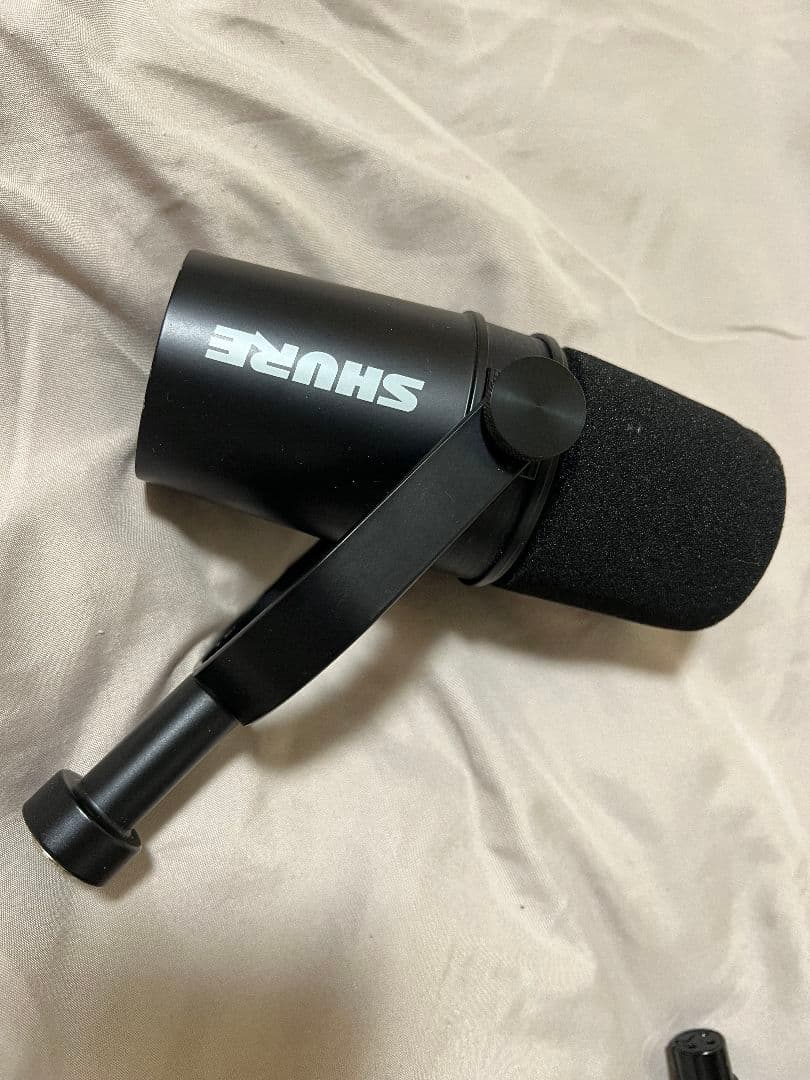 SHURE シュア MV7X ポッドキャストマイクロホン（MV7X-J）