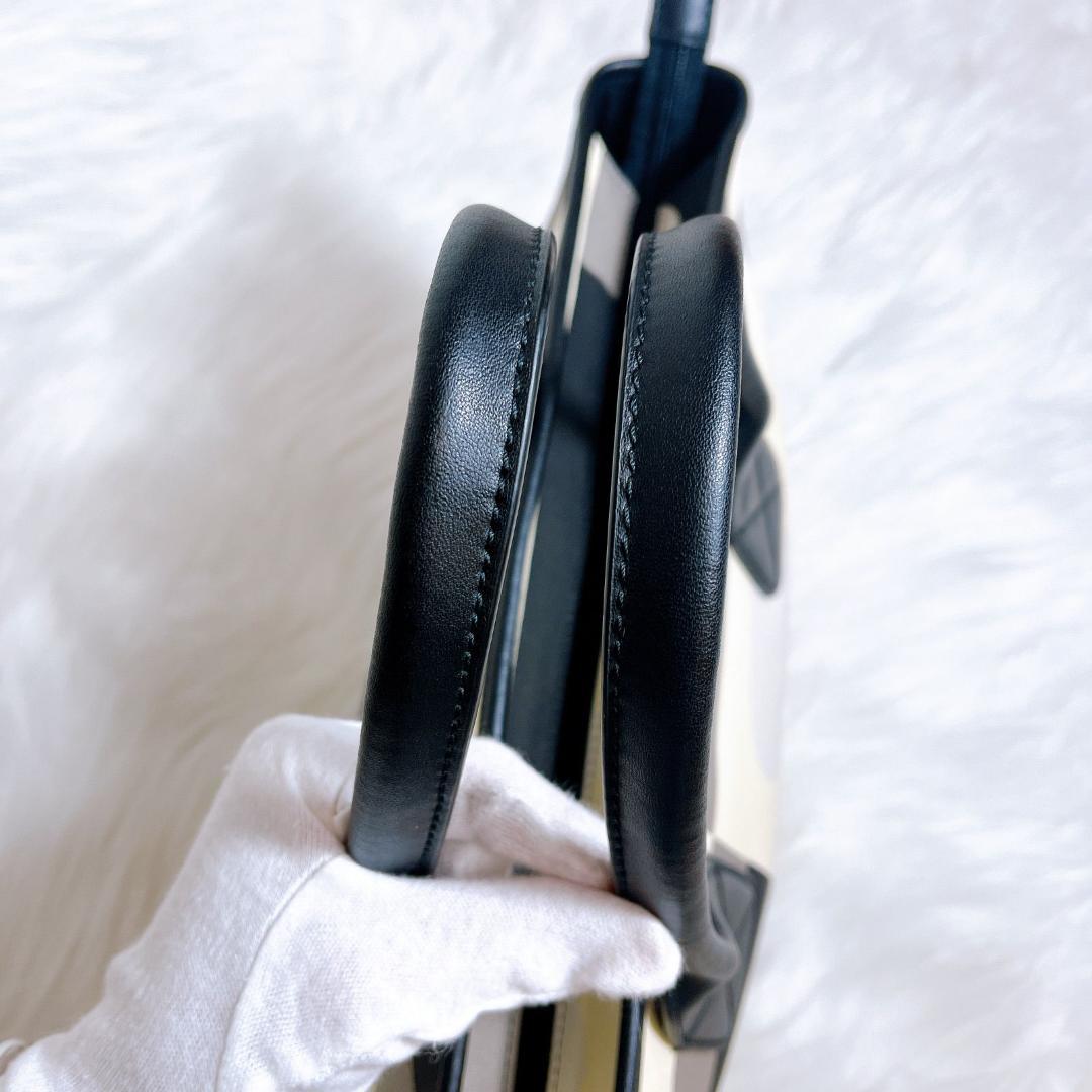 バリー　ビジー　Bロゴ　キャンバス　ハンドバック　Bモチーフ　マルチカラー