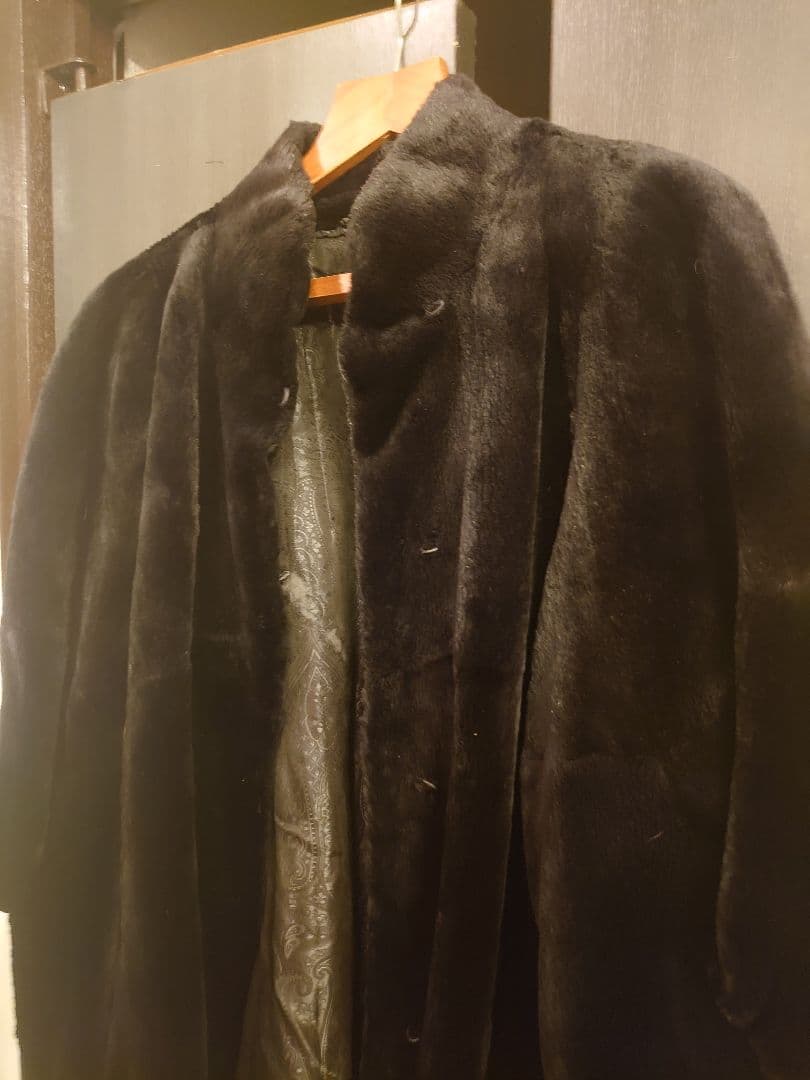 黒 毛皮 コート ミンク ネーム入り 豪華 肉厚 美品