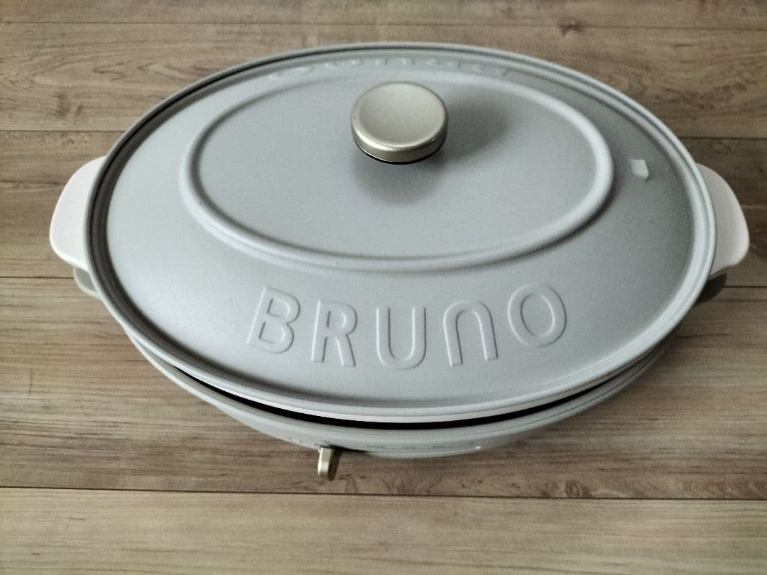 BRUNO　オーバル ホットプレート たこ焼きプレート　深鍋　付き