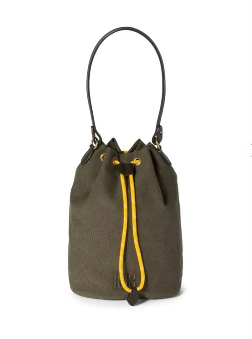 MIU MIU ギャバジン ポーチ　5NR038 2IA7