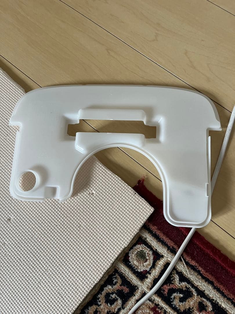 アイリスオーヤマ　空気清浄機能付除湿機「DCE-120」