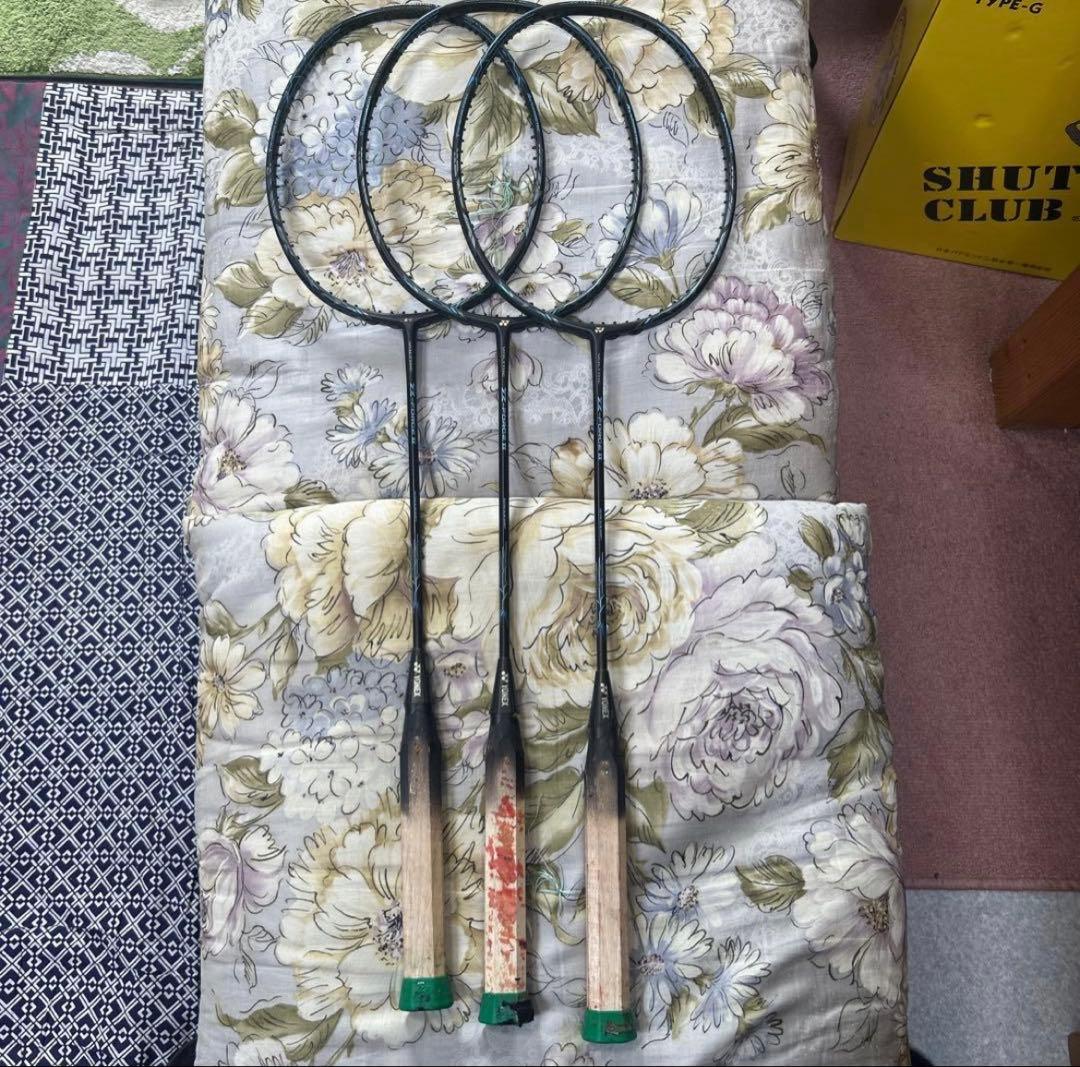 ボルトリックZフォース2 修理済みラケット３本