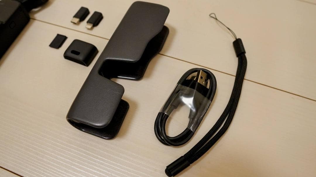 DJI Pocket 2 本体＋付属品セット（ジョイスティックキャップ欠品）