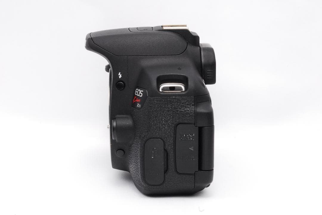 あこ ✨使用回数極少 ほぼ新品✨Canon Kiss X7iダブルレンズ