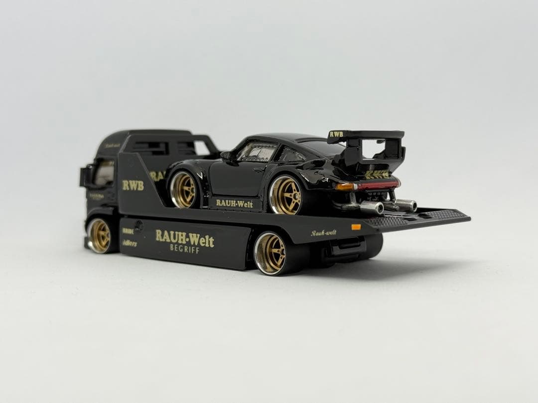 ホットウィール　RWB仕様ポルシェ＆エアロリフト