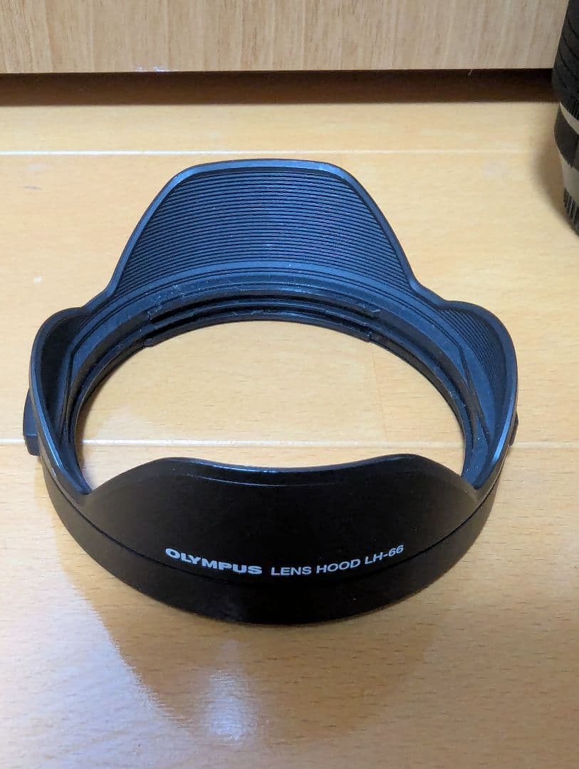 OLYMPUS 12-40mm f/2.8 レンズ　マイクロフォーサーズ