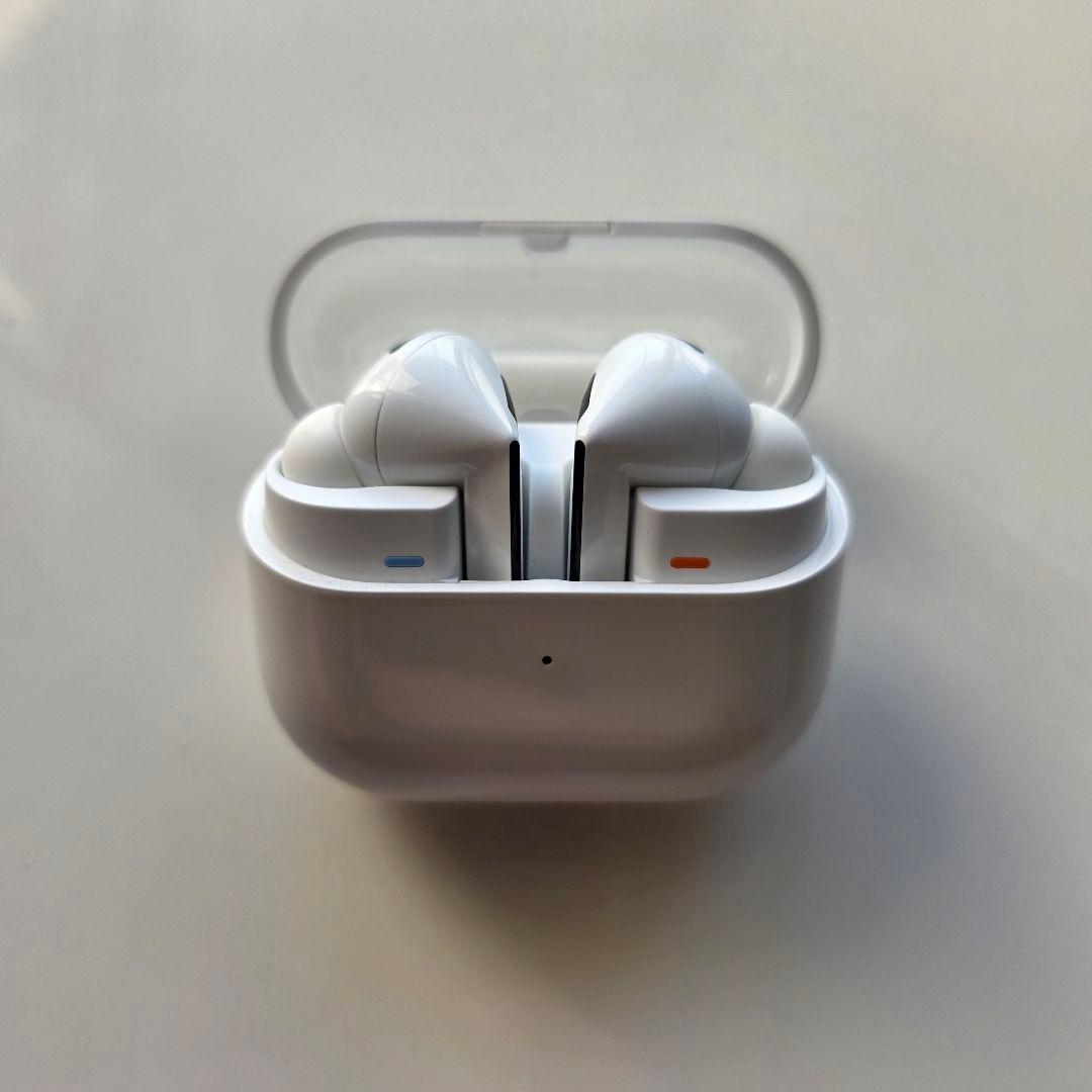 【極美品】SAMSUNG Galaxy Buds3 Pro