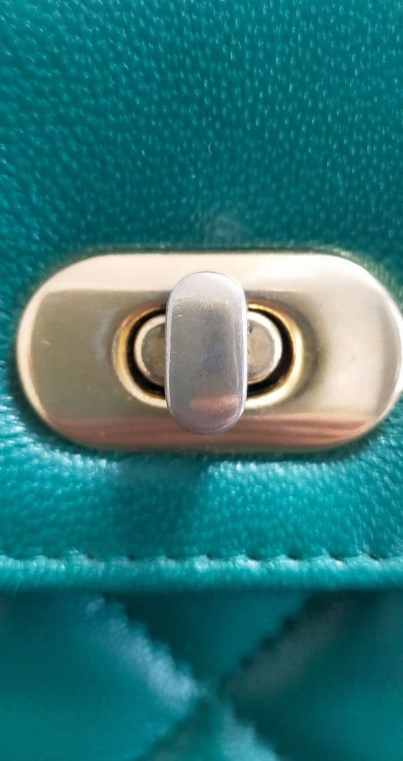 最終値下 GIVENCHY ジバンシー ラムレザー ハンドバッグ 緑 マトラッセ