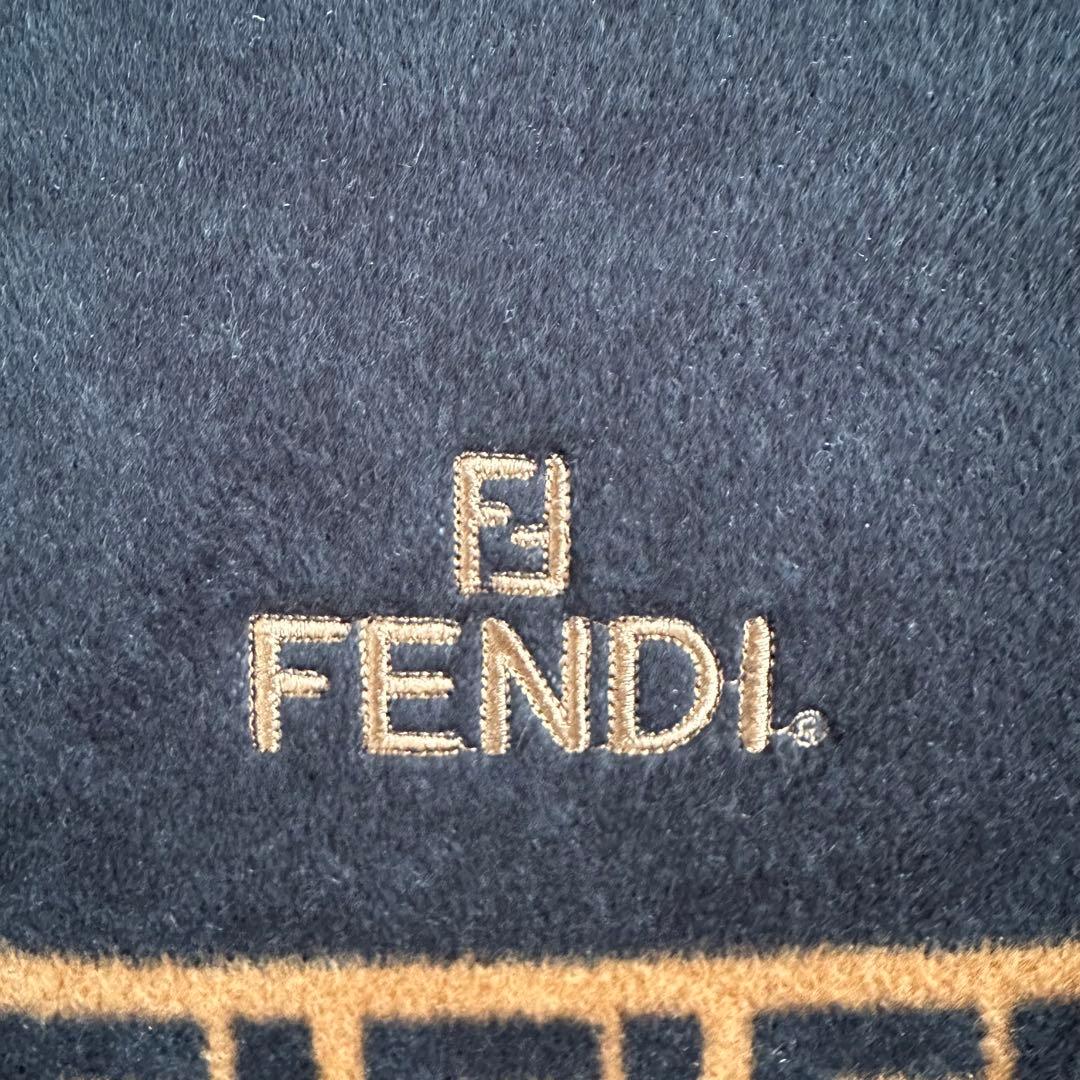 未使用 FENDI 綿毛布 ズッカ柄 ブラック×ブラウン 140×210