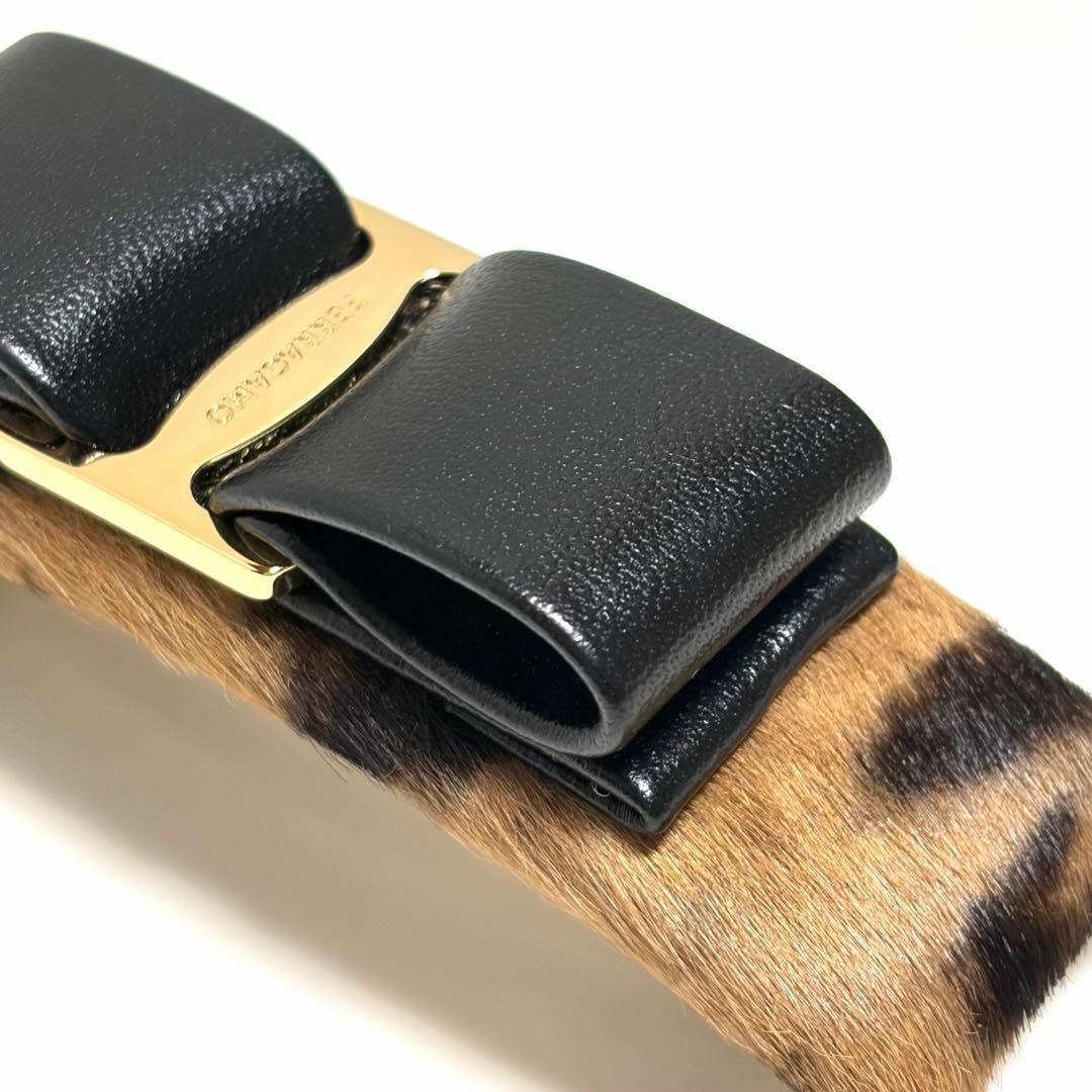 Ferragamo バレッタ ヴァラ レザー ポニーカーフ アクセサリー 美品