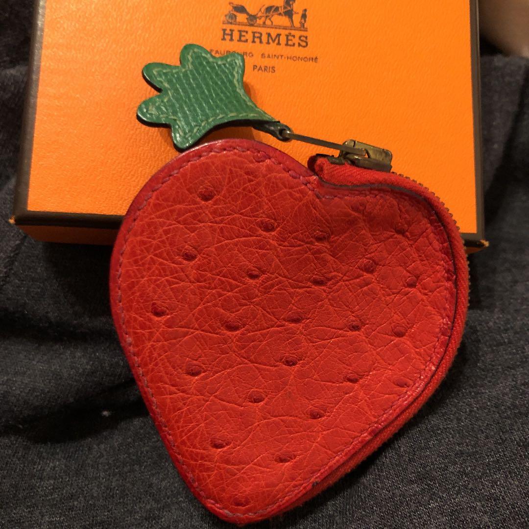 りんご エルメス　小銭入れ　イチゴ オーストリッチ ルージュヴィフ