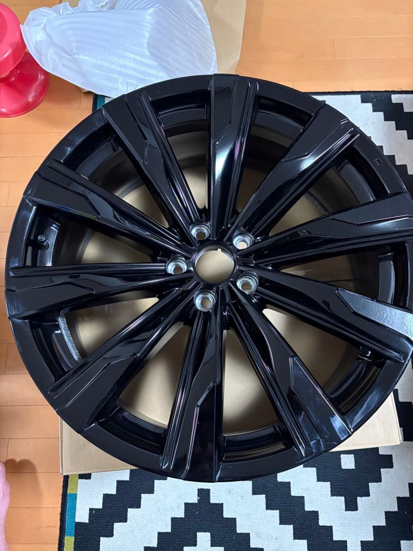 トヨタ　クラウンスポーツ　ホイール4本　新車納車前外し　21インチ