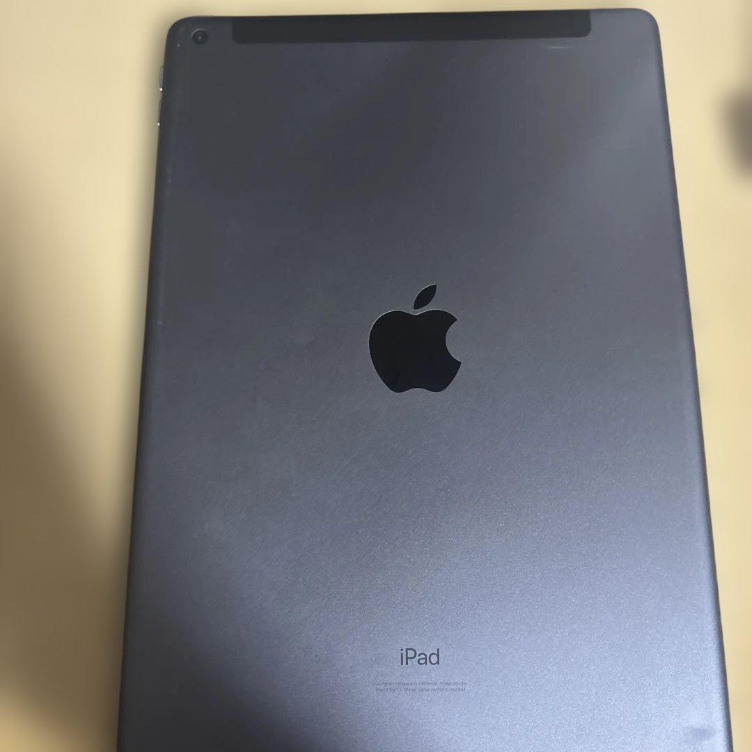 8世代iPad 10.2インチ スペースグレー 本体 Apple Pencil