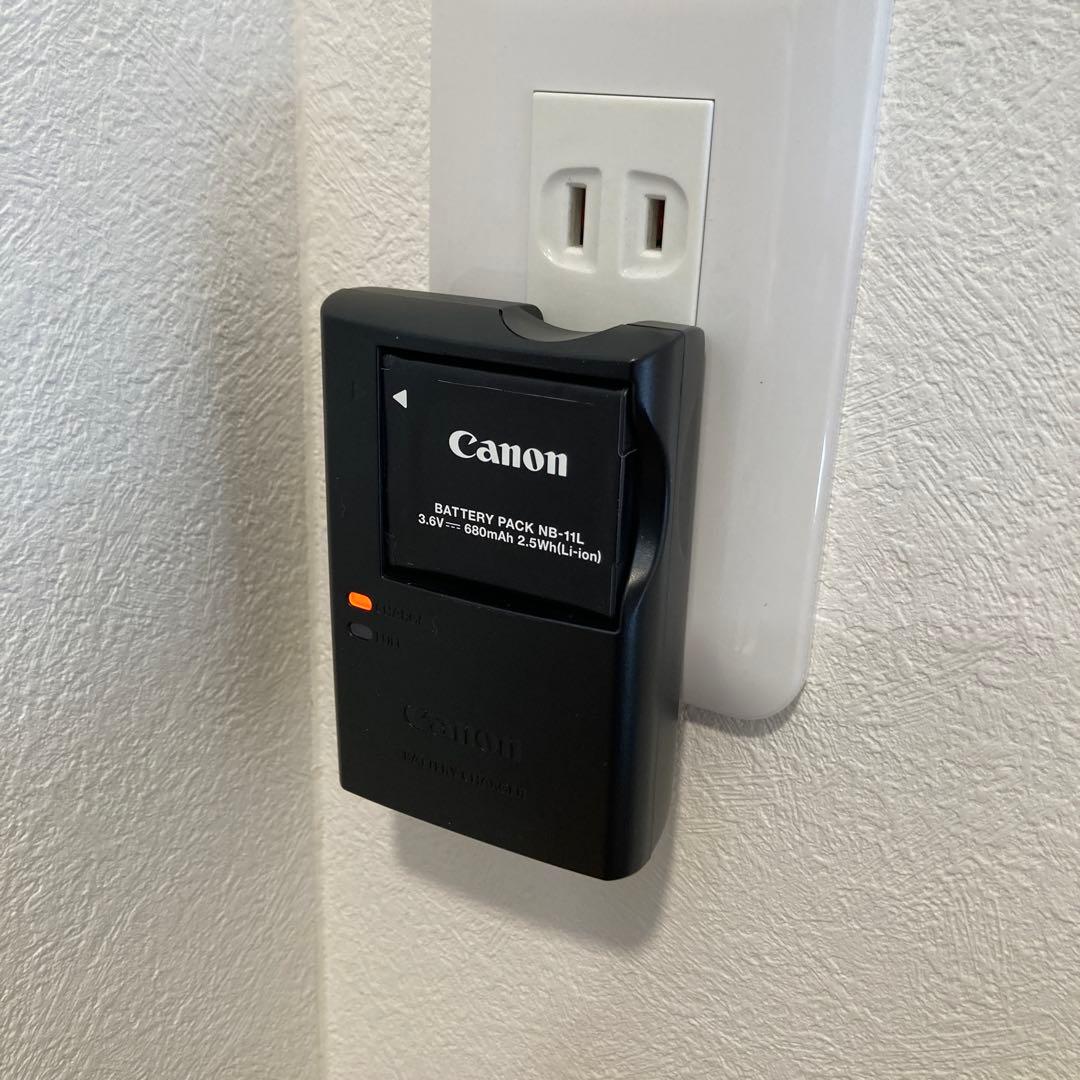 Canon IXY 100F コンパクトデジタルカメラ