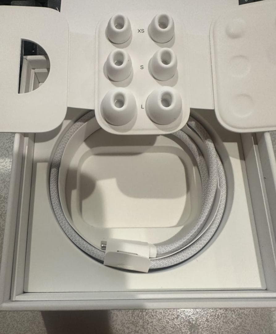 AirPods Pro 2 MagSafe充電（USB-C 第2世代) 本体