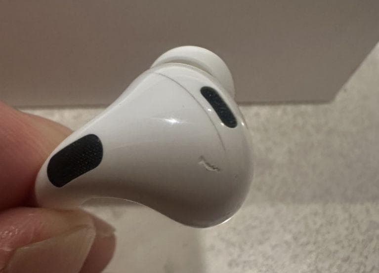 AirPods Pro 2 MagSafe充電（USB-C 第2世代) 本体