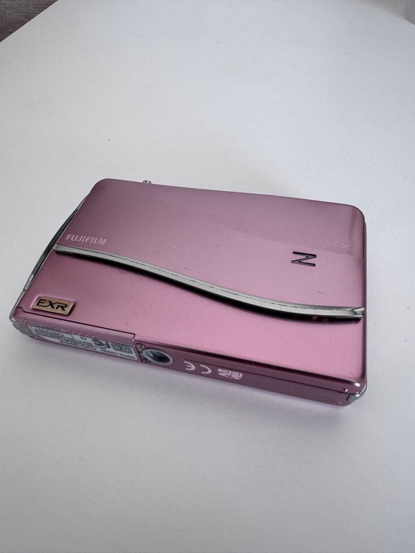Fujifilm FinePix Z800exr ピンク