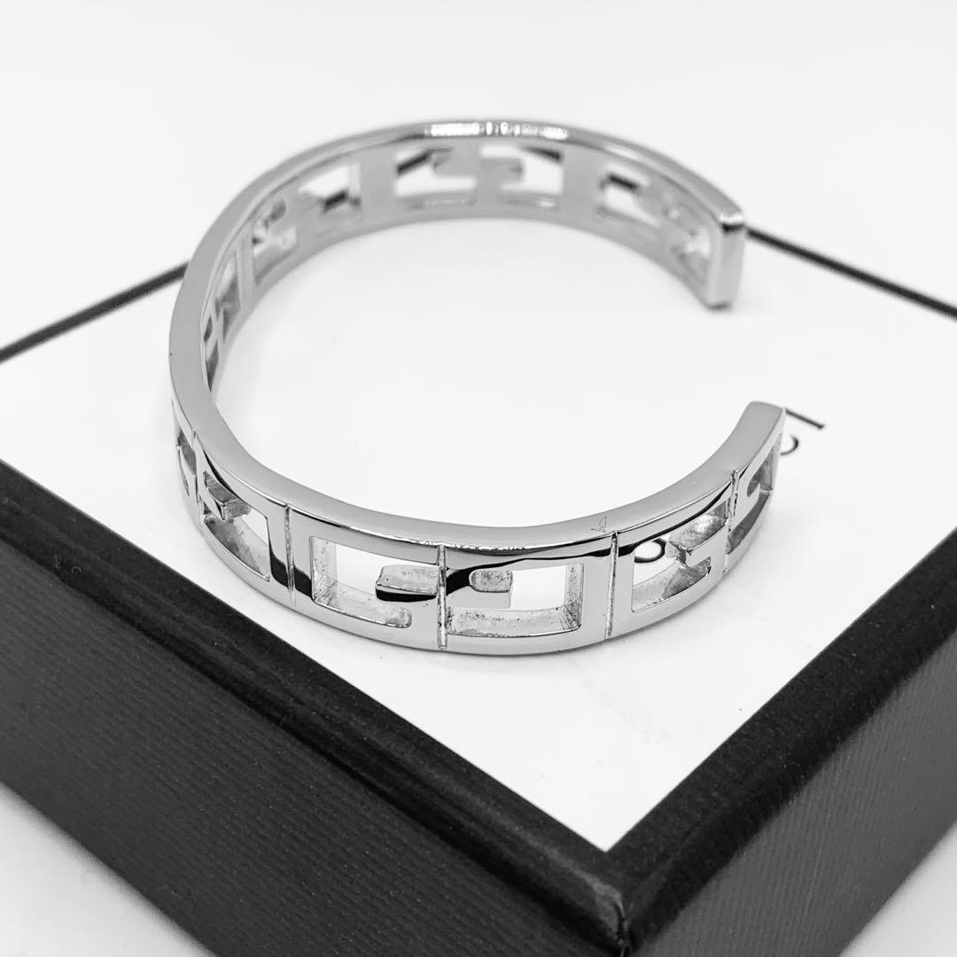 【美品/希少】GUCCI バングル　スクエアG ヴィンテージ　オールドグッチ