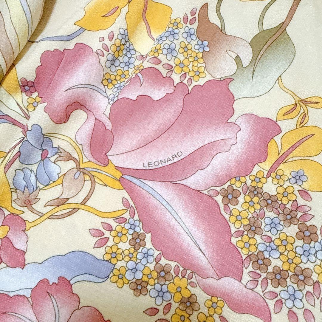 [美品] レオナール　高級✨カンカン　カットソー　花柄　トリム　ロゴボタン　L