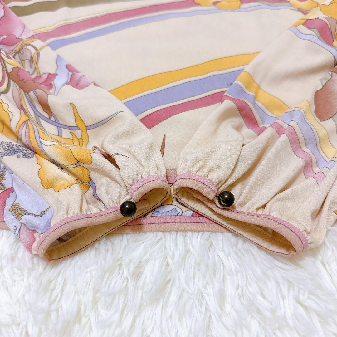 [美品] レオナール　高級✨カンカン　カットソー　花柄　トリム　ロゴボタン　L
