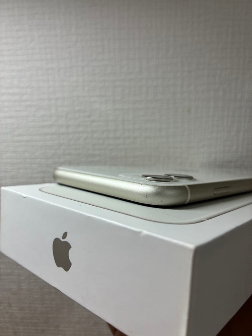 iPhone11 64GB ホワイト 動作不良あり