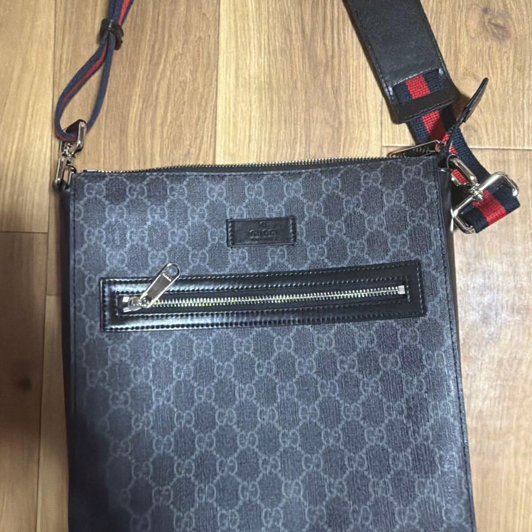 グッチショルダーバック