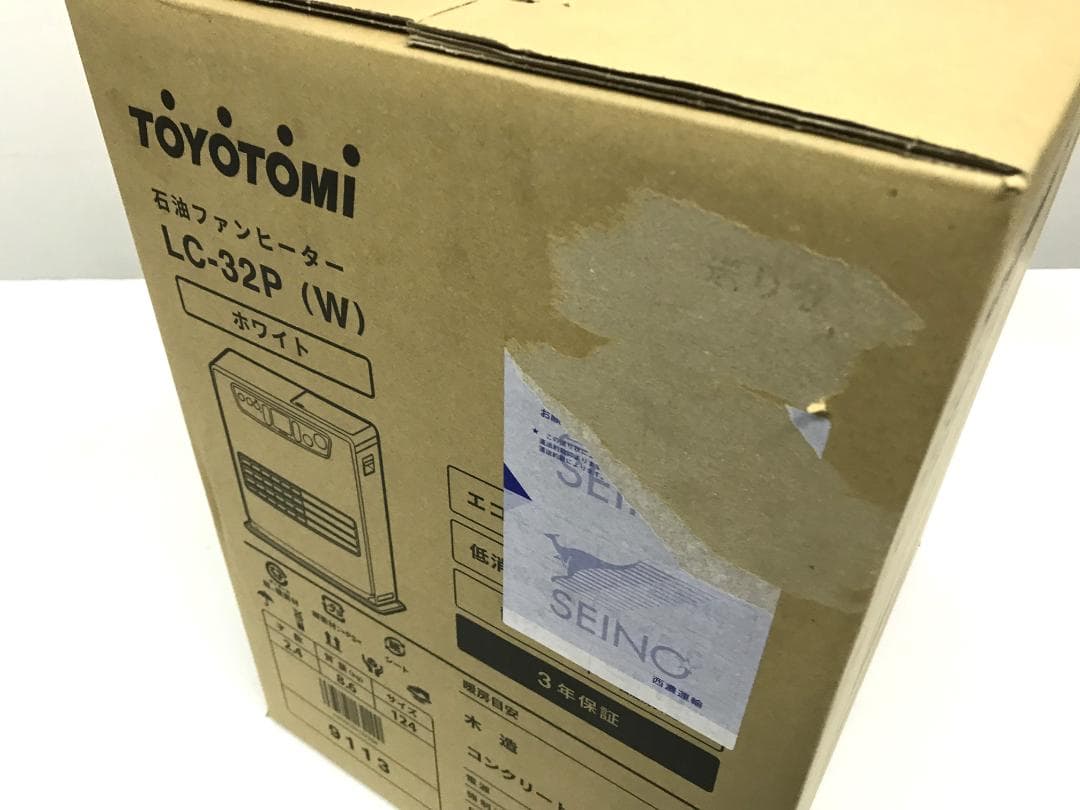 未開封　トヨトミ　石油ファンヒーター　LC32P　ホワイト