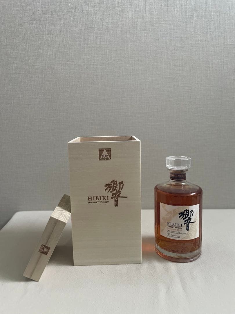HIBIKI ウイスキー 木箱入り　100周年限定品　ANA機内