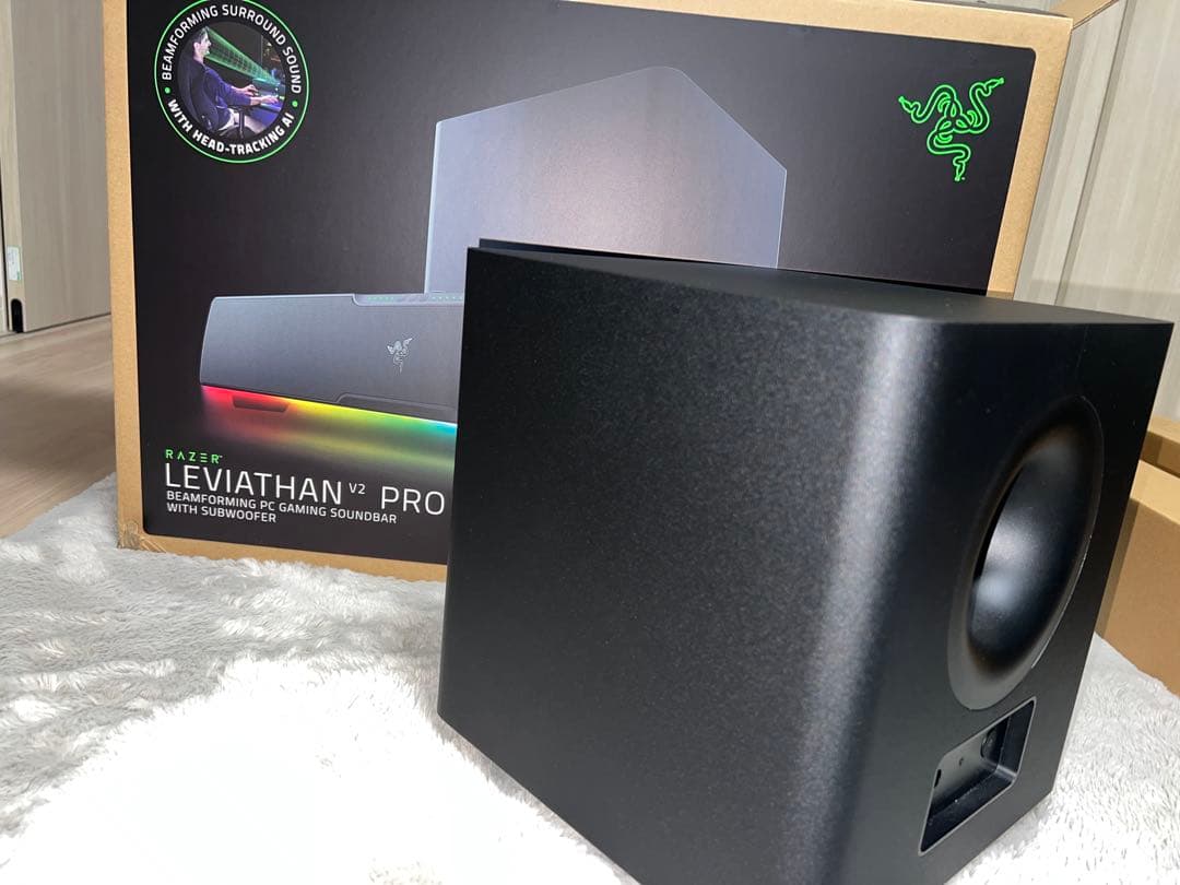 Razer Leviathan V2 Pro サウンドバー