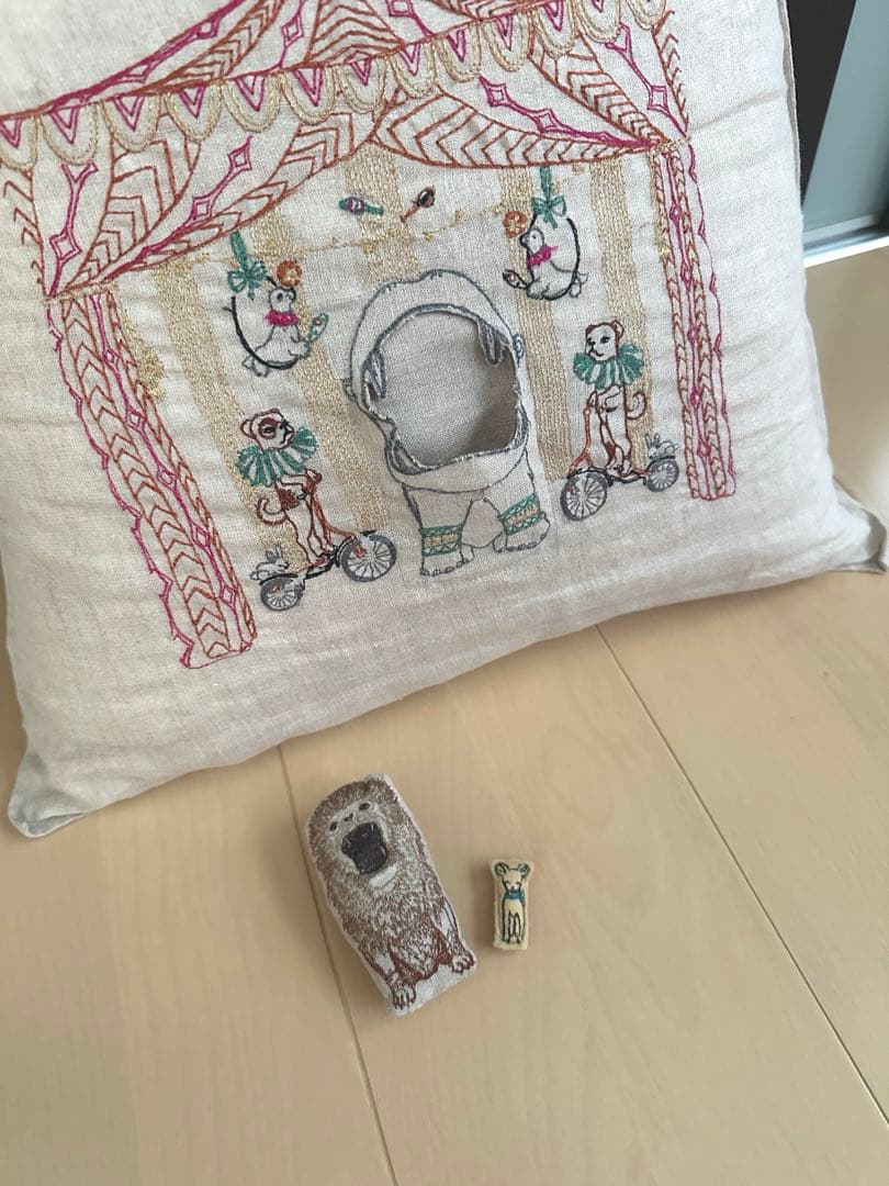 CORAL&TUSK コーラル&タスク　サーカスデザイン リネンクッションカバー