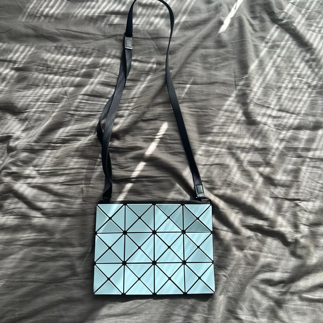 BAOBAO ISSEY MIYAKE ショルダーバッグ　バイカラー