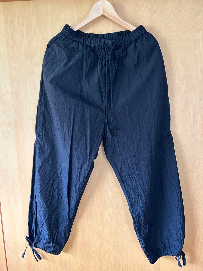 クラスカCLASKA/HAU イージーパンツ 黒 ナイロン