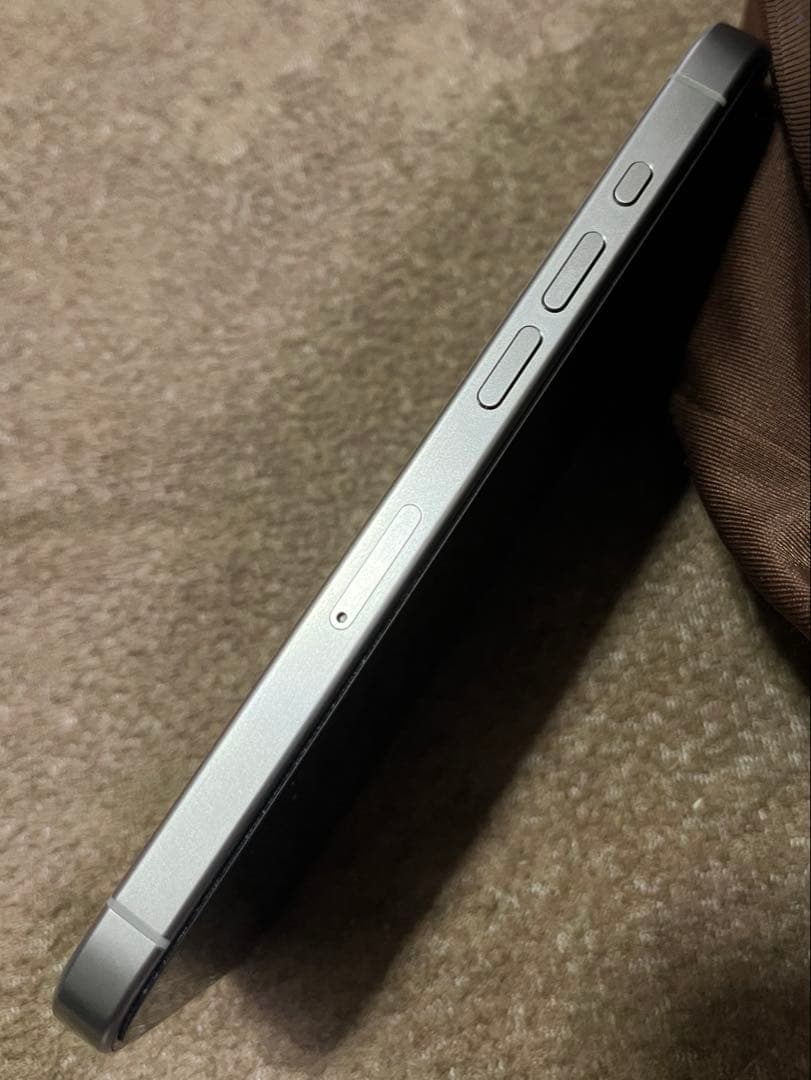 iPhone 15 Pro 128GB - ナチュラルチタニウム Simフリー