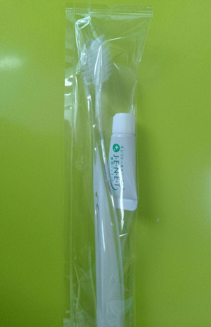 【専用出品・追加分】アパホテル　旧タイプ　歯ブラシ　白