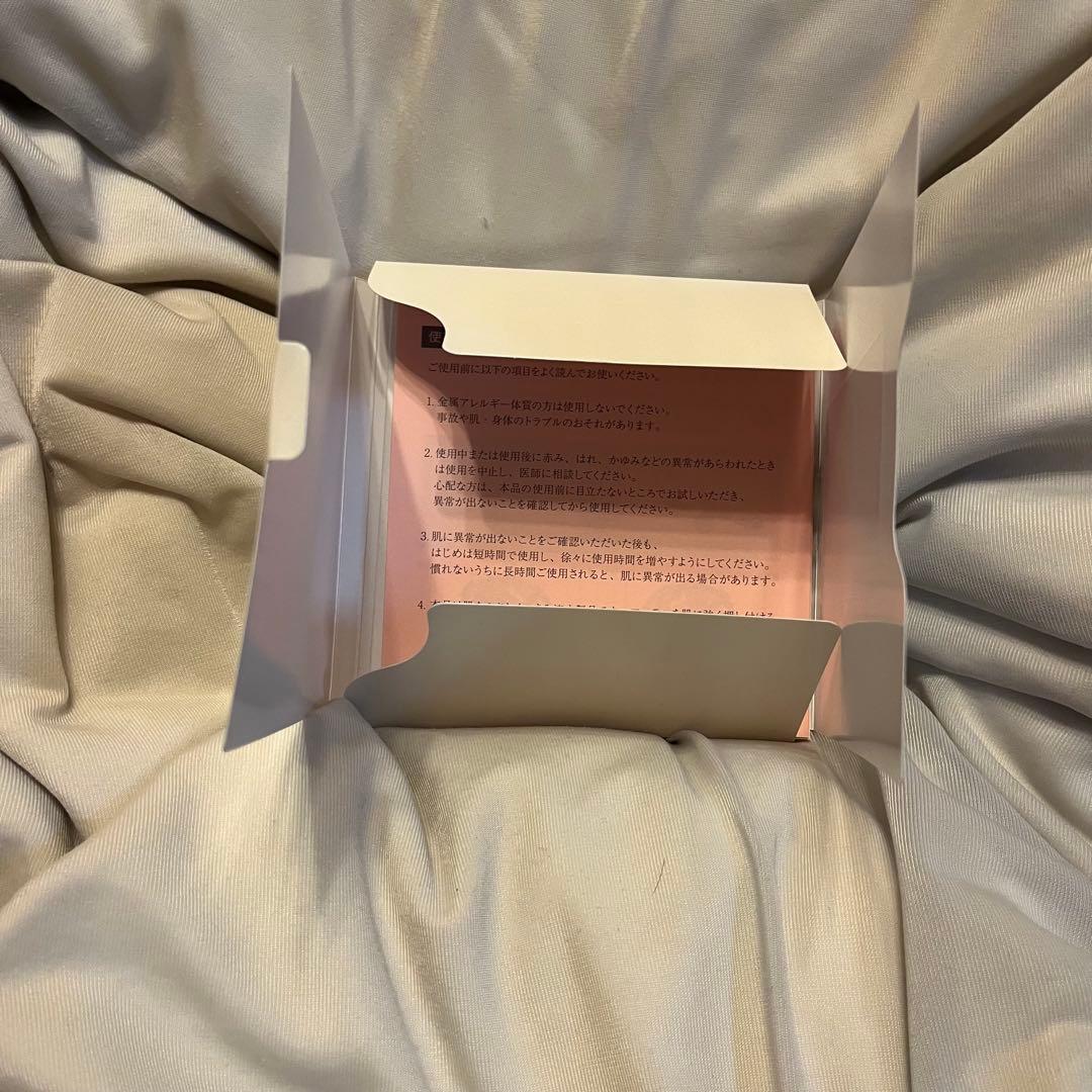 ReFa 美顔ローラー シルバー 専用ケース付き