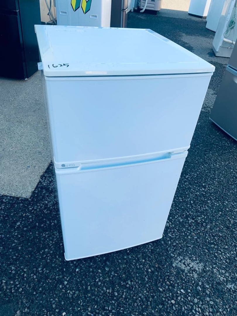 ①✅ユーイングノンフロン冷凍冷蔵庫✅ ✅UR-D90J✅送料設置無料