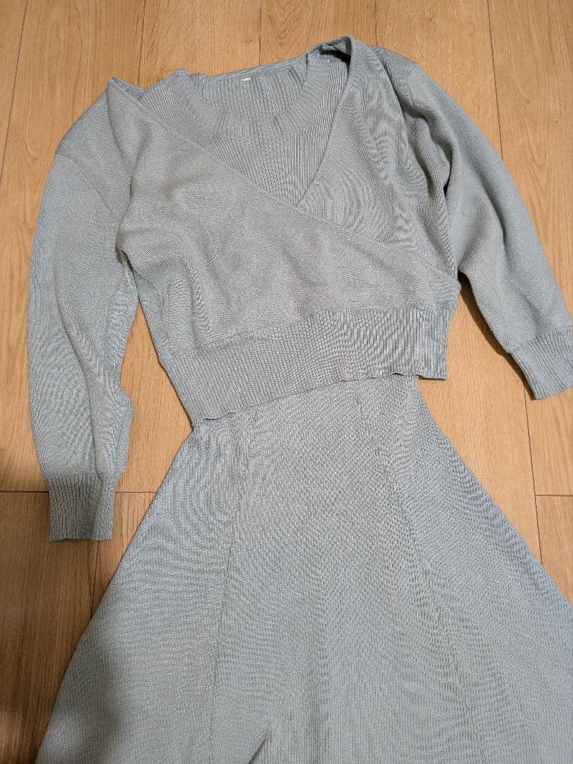 overE アンサンブルパネルニットワンピース U65