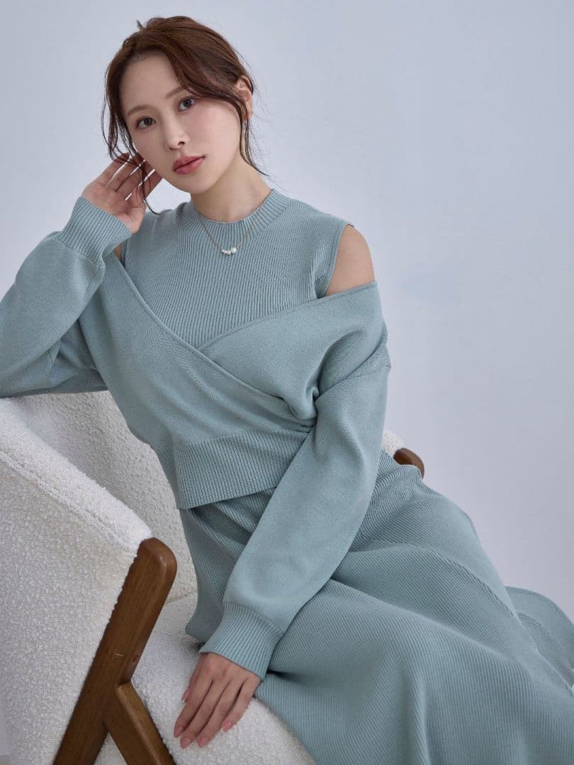 overE アンサンブルパネルニットワンピース U65