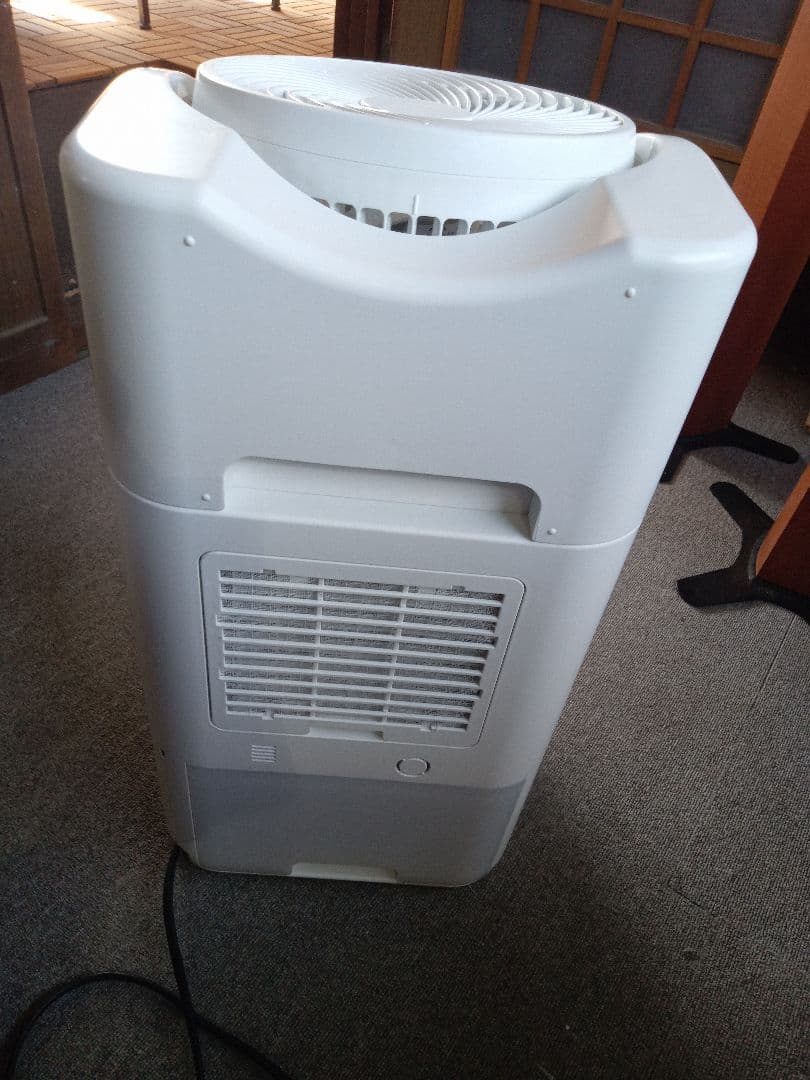 コロナホワイト 除湿機CDSC-H8024X　未清掃