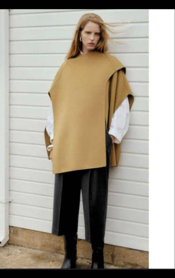 完売！新品COS ウールケープコート　キャメルベージュ