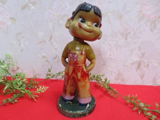 ま*う様 【ee1425/6】不二家のミルキー　ペコちゃん 　首振り人形ソフビ