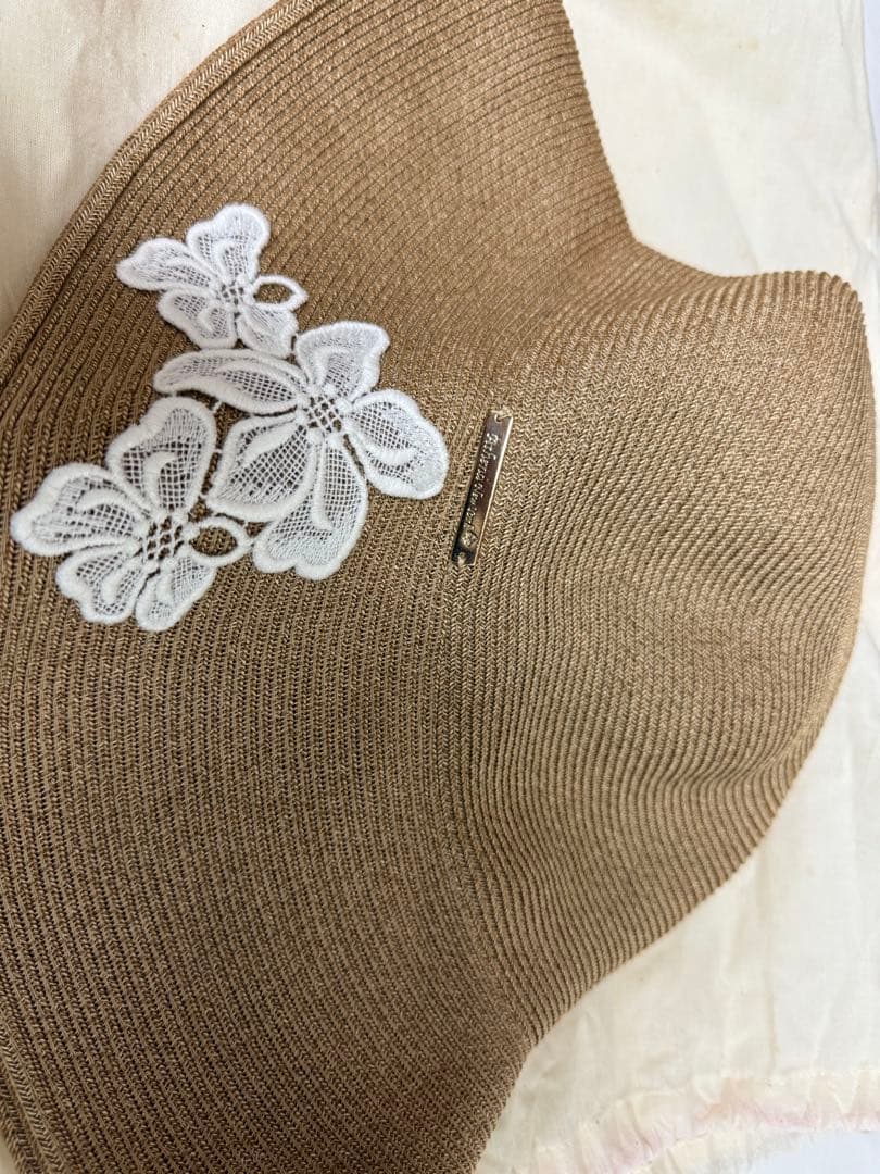 新品袋付き帽子