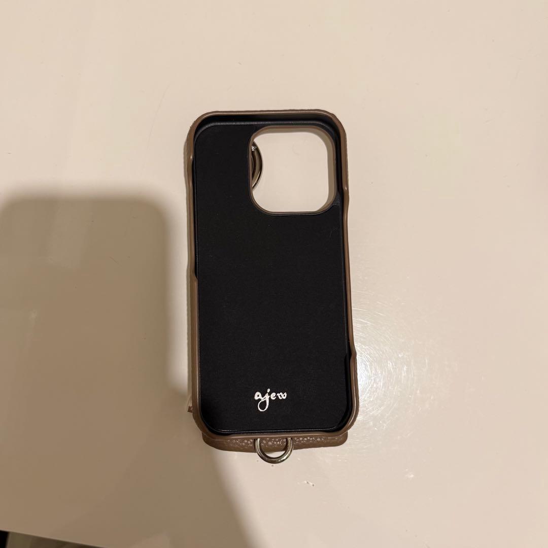 ajew ziphone case iPhone 16 Pro ブラウン