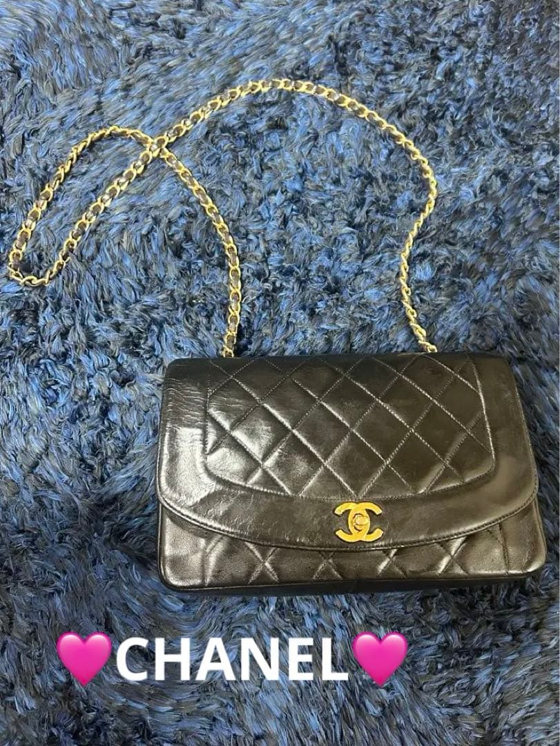 CHANEL ブラック キルティング ショルダーバッグ