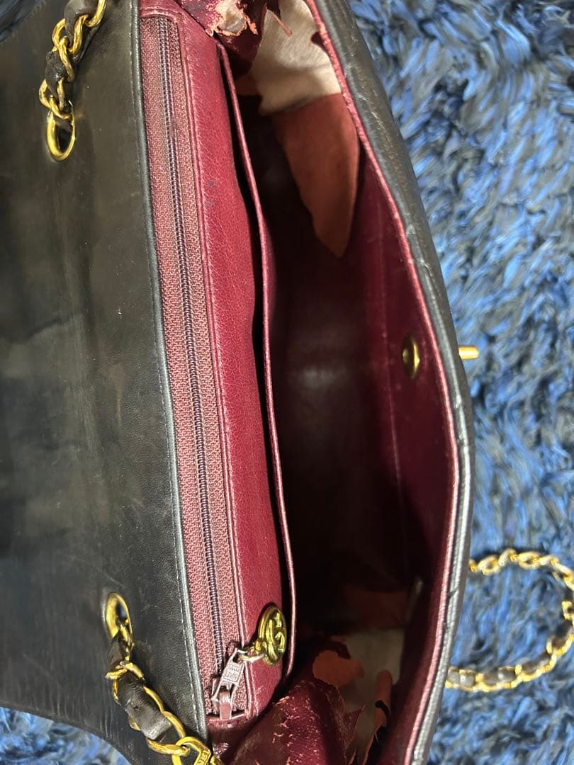 CHANEL ブラック キルティング ショルダーバッグ